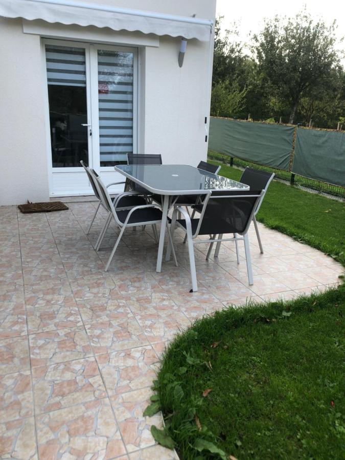 Gite Vickie Livry  Екстериор снимка